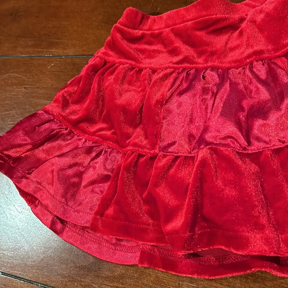NWT The Children’s Place Red velvet and satin checkered tiered skirt 3T